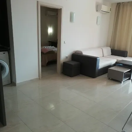 Stardreams Apartahotel 3*