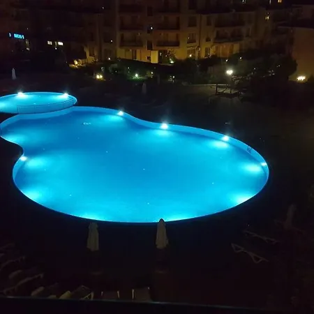 Stardreams Apartahotel
